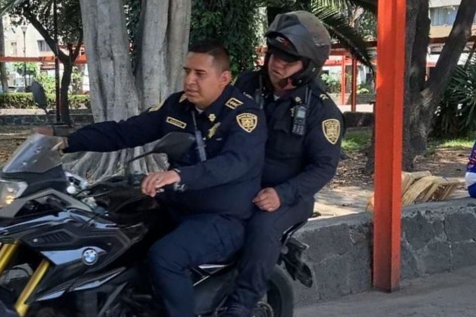 REFORMA constató la presencia de agentes realizando rondines a pie y en motocicleta.