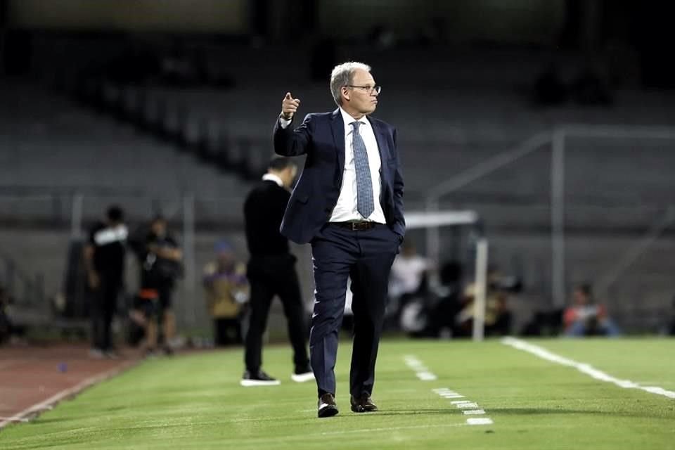 Al final, el DT Brian Schmetzer lamento que su equipo no haya aprovechado el partido en casa.