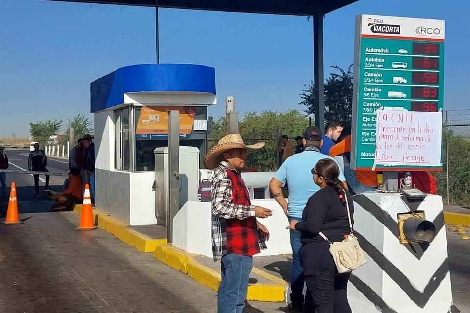 Los docentes convocaron a las bases a participar en 'La Marcha Estatal Masiva', en Morelia, este jueves.