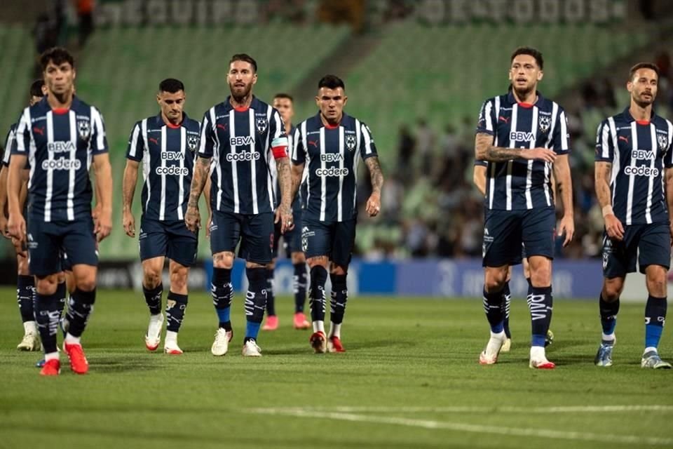 Los Rayados sufrieron un duro golpe en sus aspiraciones este 2025.