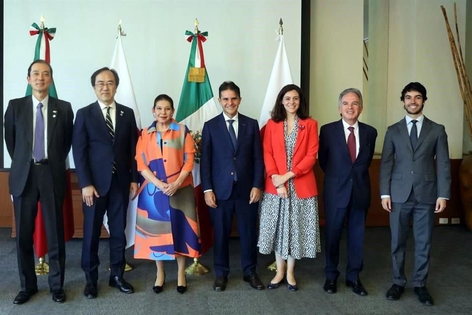 Delegaciones de ambos países llevaron a cabo en la Ciudad de México los trabajos de la décima Reunión del Mecanismo de Consultas Políticas.