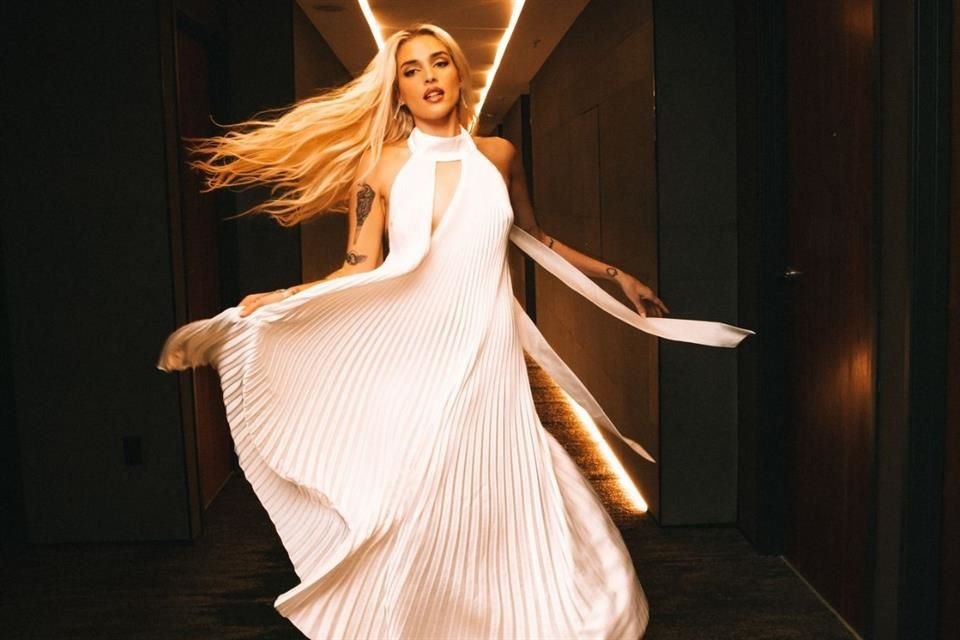 En su faceta como compositora, Rose de origen venezolano, confesó que a pesar de haber escrito canciones para el próximo disco de Ricky Martin.