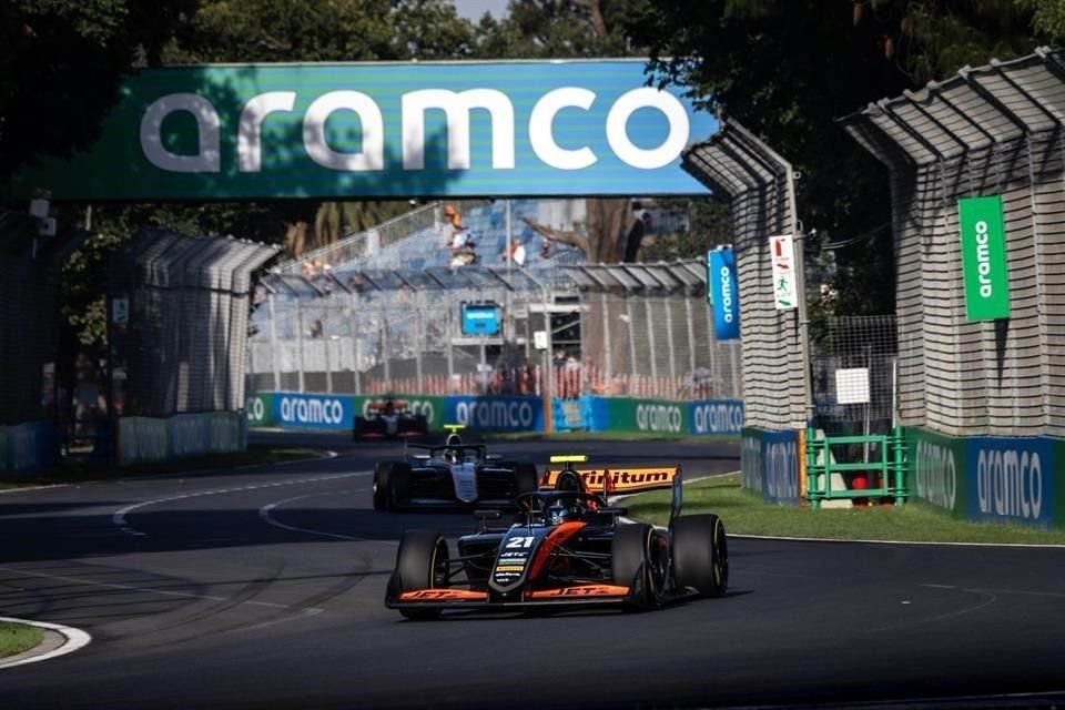 Santiago Ramos logró la primera victoria del año en Melbourne para arrancar la Fórmula 3.