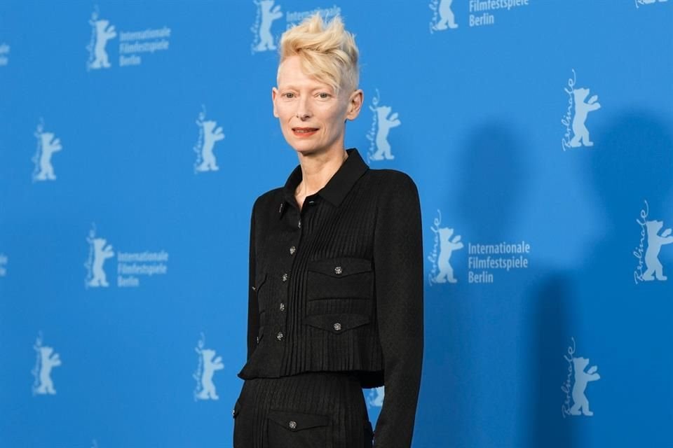 Tilda Swinton dio a conocer que se tomará una pausa en su carrera cinematográfica para 'recalibrarse' y conectar de nuevo con la sencillez.