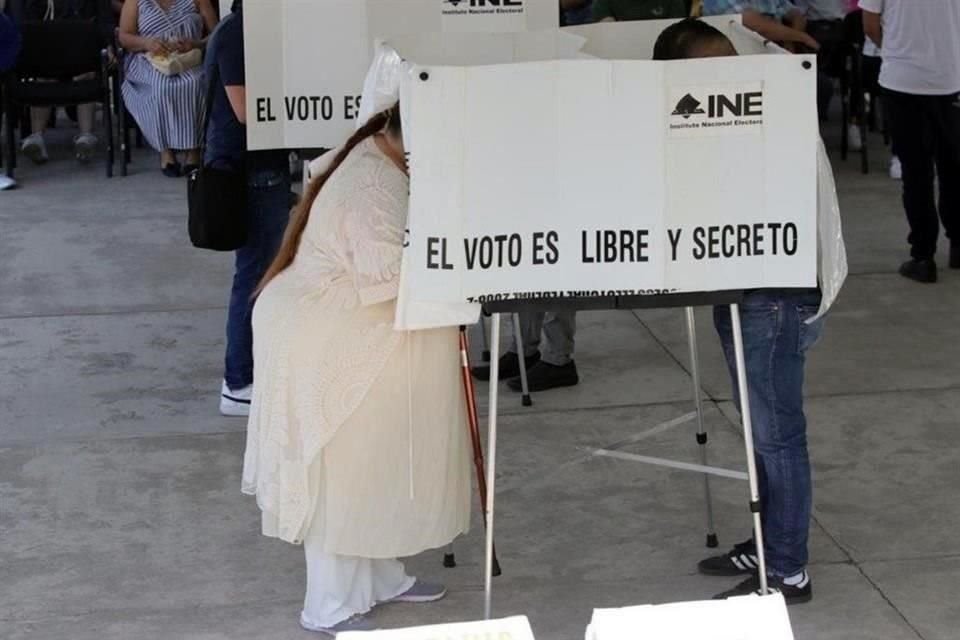 Frente al enredo al que se enfrentarán los ciudadanos en la boletas de la elección del Poder Judicial, el INE flexibilizó la votación para evitar sufragios nulos.