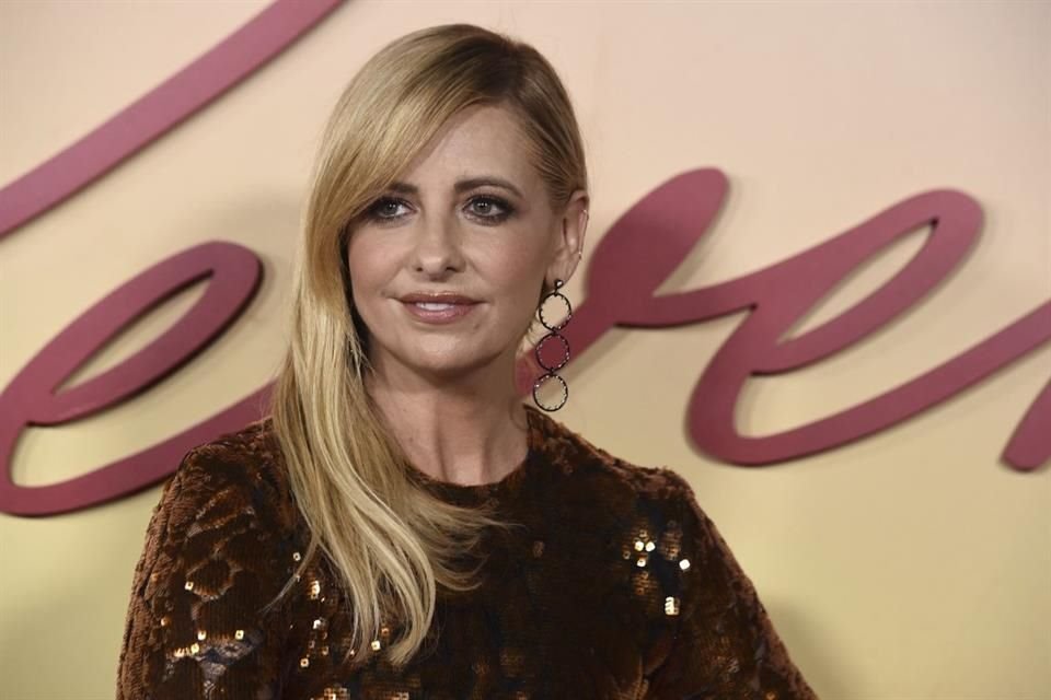 Sorprendida por el buen recibimiento del reboot de 'Buffy, la Cazavampiros', Sarah Michelle Gellar aseguró que el proyecto avanza rápido.