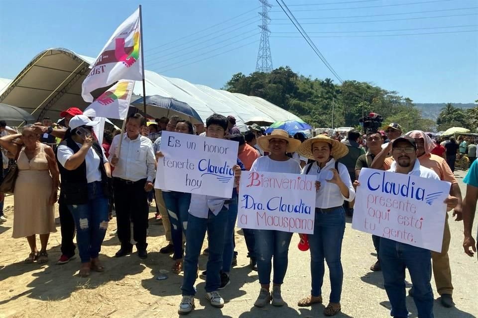 Cientos acudieron al evento de la Presidenta de este domingo.