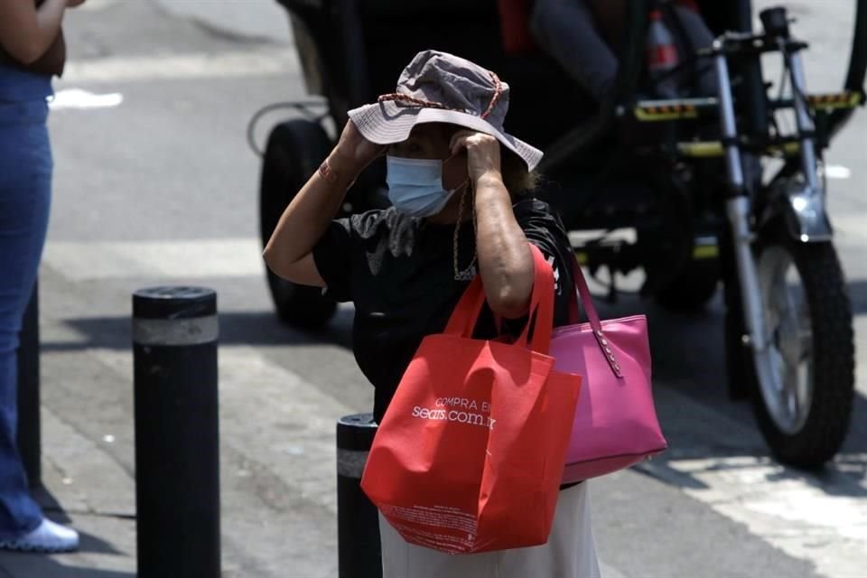 Además de los altos niveles de radiación y el calor, se registró una mala calidad del aire.