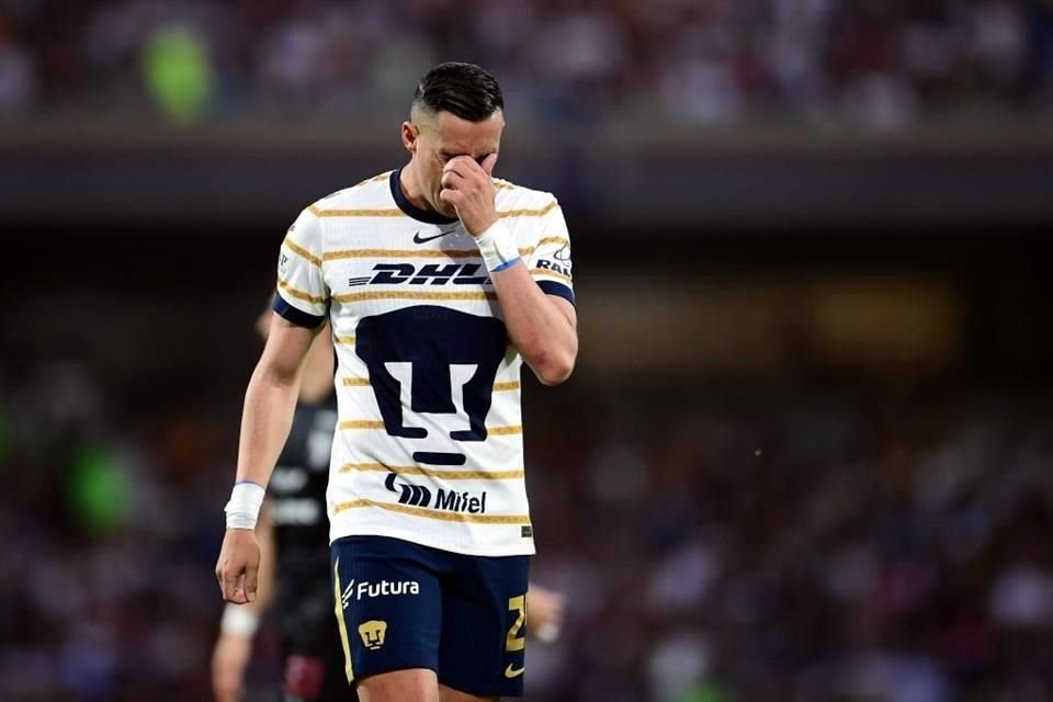 A Rogelio Funes Mori le anularon dos goles a su ex equipo y los Pumas solo pudieron marcar por un penalti sobre el final.