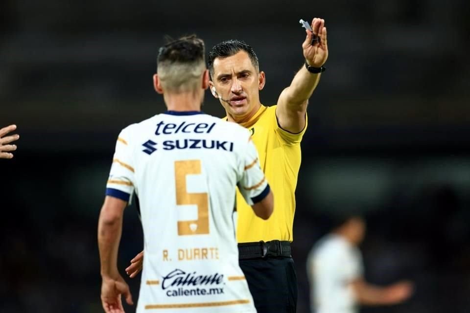 Los Pumas hicieron una queja pública en contra del arbitraje, manifestando que se sintieron perjudicados ante Rayados.