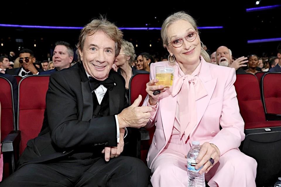 Revelan que Meryl Streep, de 75 años, y Martin Short, de 74, mantienen una relación desde hace más de un año.