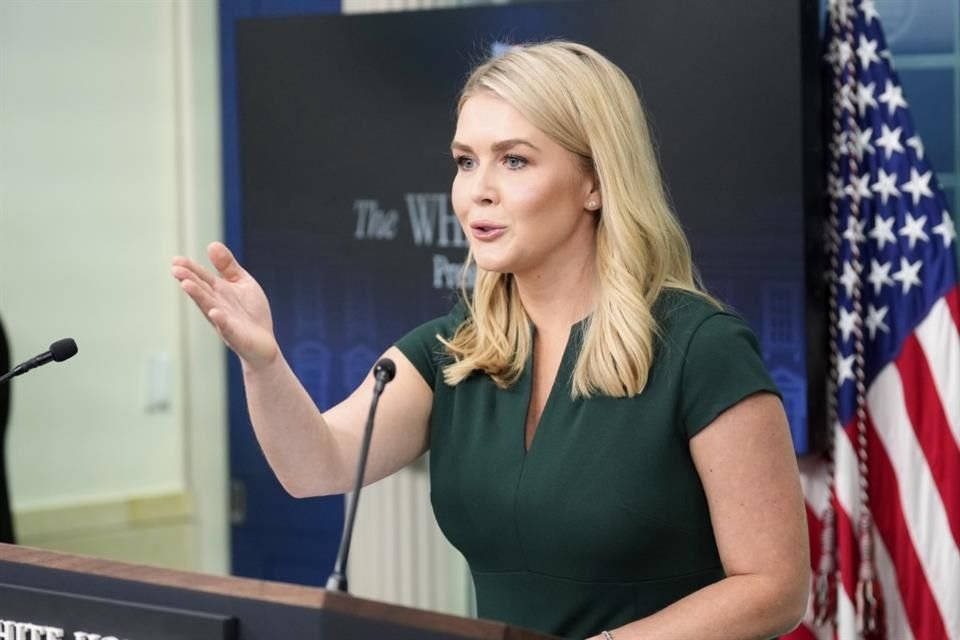 La Secretaria de Prensa Karoline Leavitt durante conferencia de prensa en la Casa Blanca.