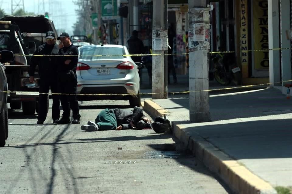 El conductor de la camioneta fue detenido.