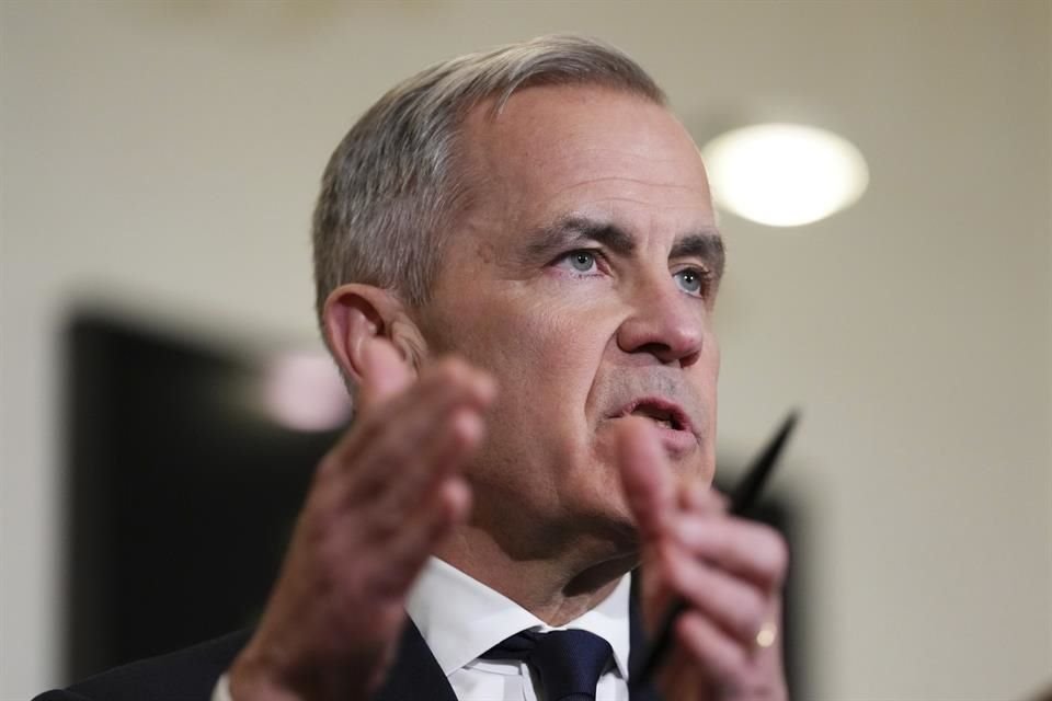 El Primer Ministro Mark Carney durante una conferencia de prensa en Londres, el 17 de marzo del 2025.