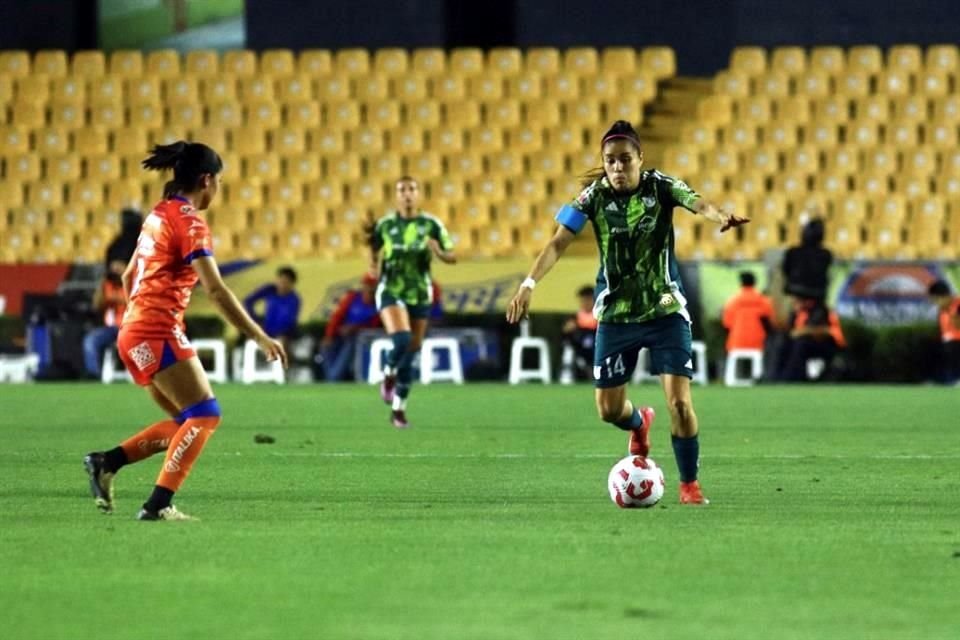 Tigres Femenil llegó a siete triunfos consecutivos tras golear 7-0 al Mazatlán.