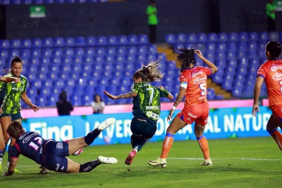 Tigres Femenil llegó a siete triunfos consecutivos tras golear 7-0 al Mazatlán.