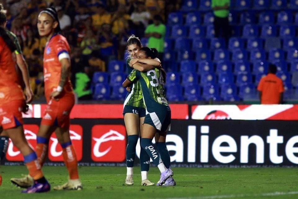 Tigres Femenil llegó a siete triunfos consecutivos tras golear 7-0 al Mazatlán.