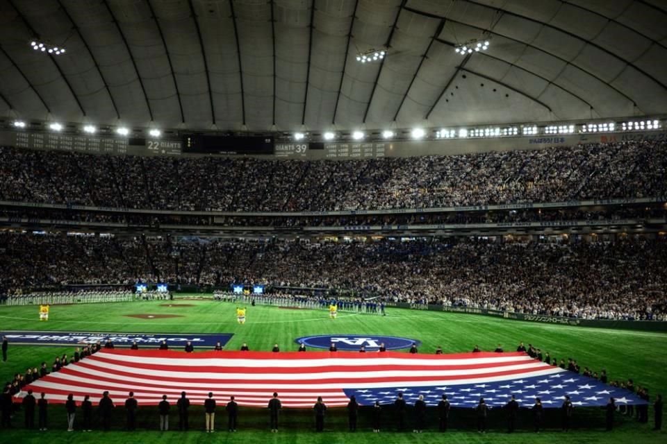 Los campeones visitaron Japón.