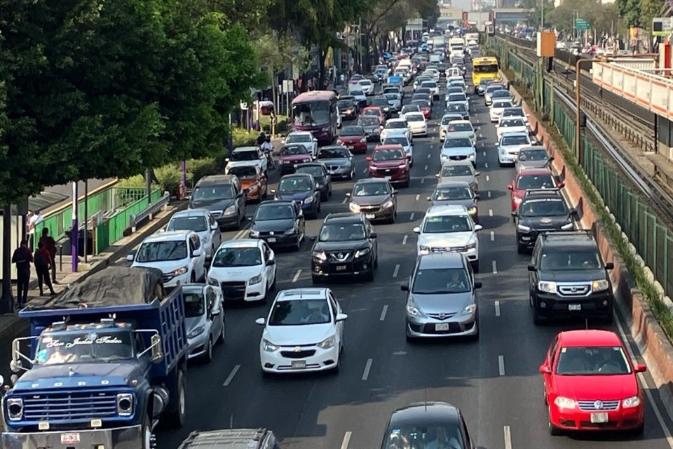 CAME activó contingencia por ozono; mañana no circulan autos hologramas 0 y 00 engomado rojo, los holograma 1 terminación non y todos los 2.