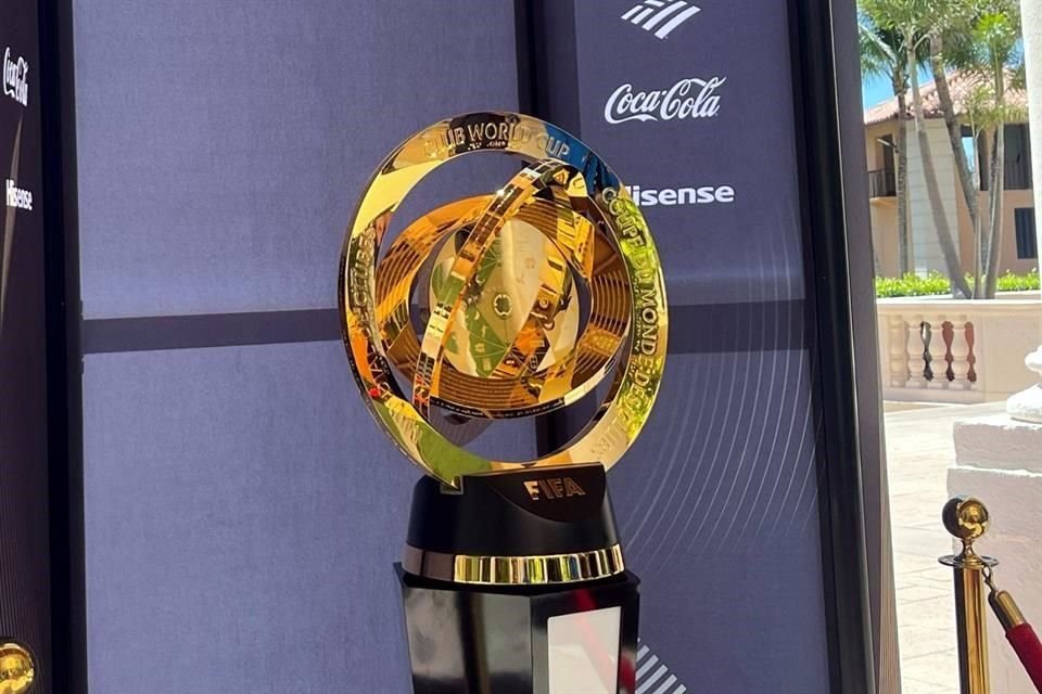 El trofeo del Mundial de Clubes.