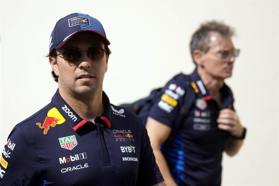 Checo salió de Red Bull tras la temporada 2024 y ya no había asientos disponibles.