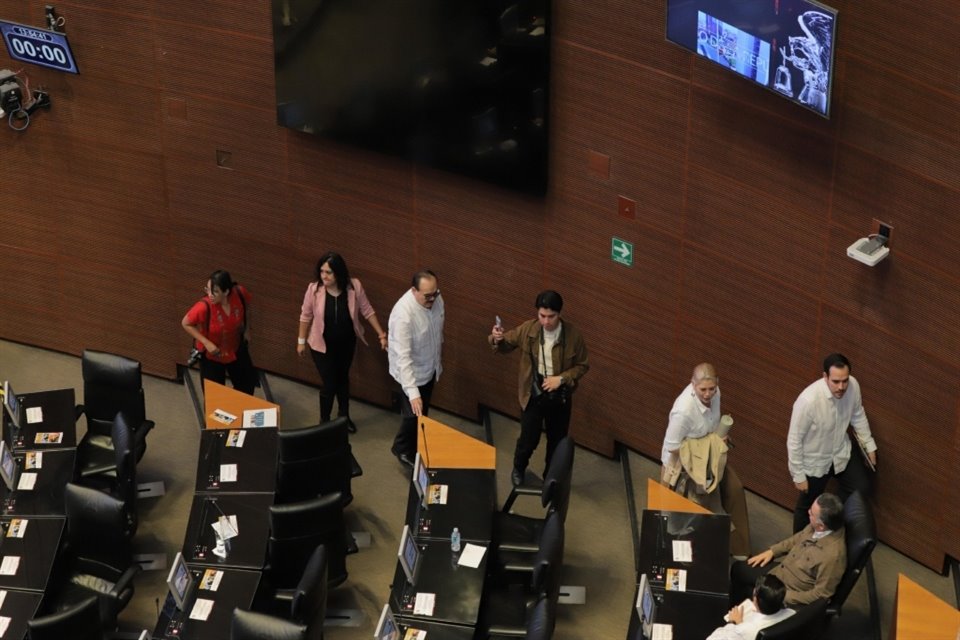 Pese a la petición de legisladores de Oposición, Morena en el Senado se negó a debatir la creación de una comisión para el caso Teuchitlán.