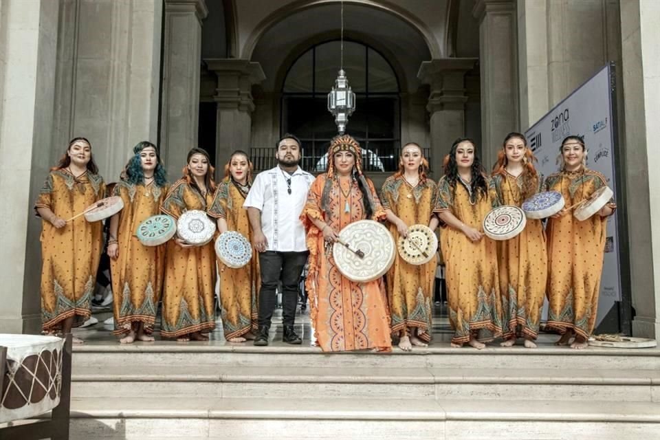 A través de rituales y prácticas ceremoniales, Sabiduría Chamánica crea un ambiente propicio para la introspección y el autoconocimiento.