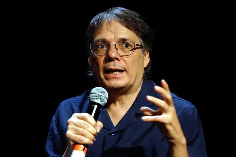 Luis Mario Moncada, titular de la Coordinación Nacional de Teatro, considera que es tiempo de saldar la deuda con la obra de Emilio Carballido.