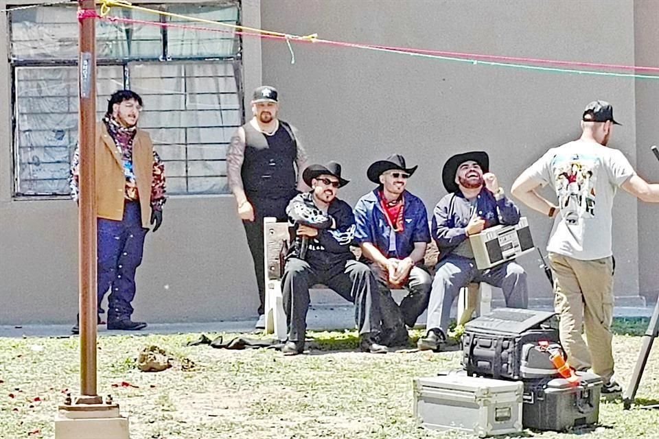 Grupo Frontera estuvo en el barrio Constituyentes de Querétaro para grabar un nuevo videoclip.