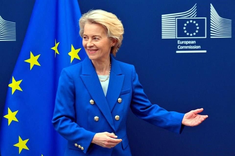 La UE aprobó medidas de represalia por los aranceles estadounidenses al acero y al aluminio, lo que avivó temores de recesión mundial.