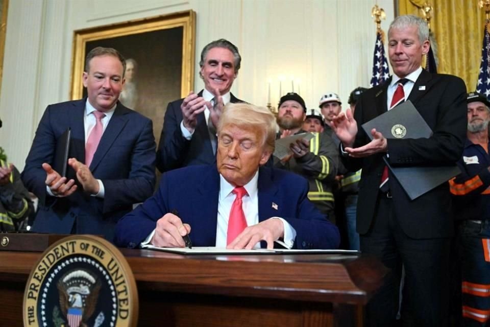 Donald Trump autorizó una pausa de 90 días y reducción sustancial del arancel recíproco a los países que no tomaron represalias por tarifas.