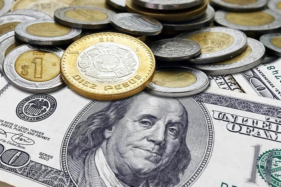 El tipo de cambio cerró el martes en 18.59 pesos por dólar.