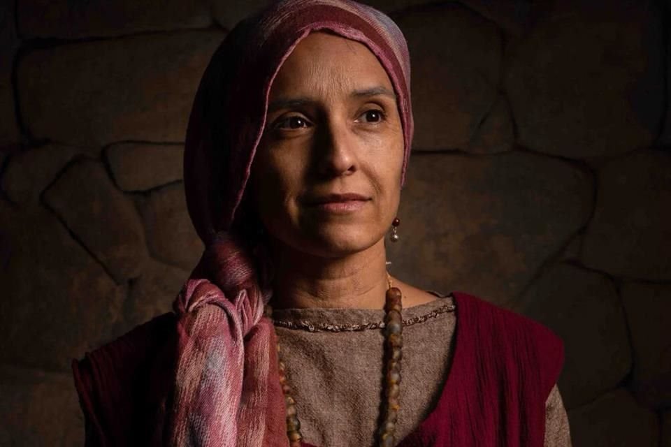 Vanessa Benavente, que da vida a María, madre de Jesús, señala que ya no ve las imágenes religiosas igual, ya que ahora piensa en cómo fue para una madre afrontar los últimos días de su hijo.