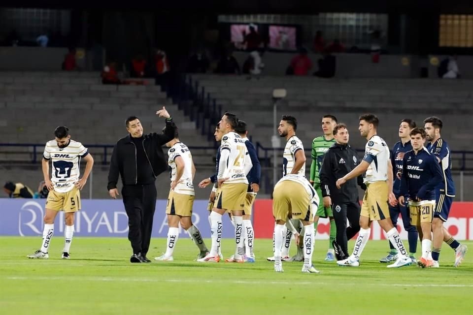 Efraín Juárez decidió tirarse atrás y ahora se olvidan de enfrentarse a Lionel Messi y compañía.