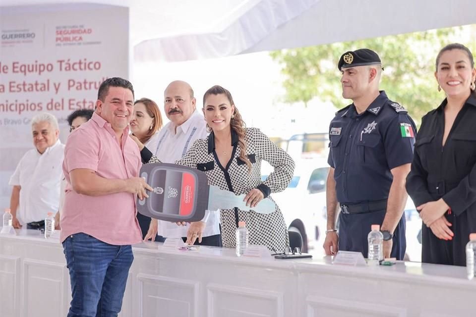 Firme Evelyn Salgado en la construcción de paz en Guerrero