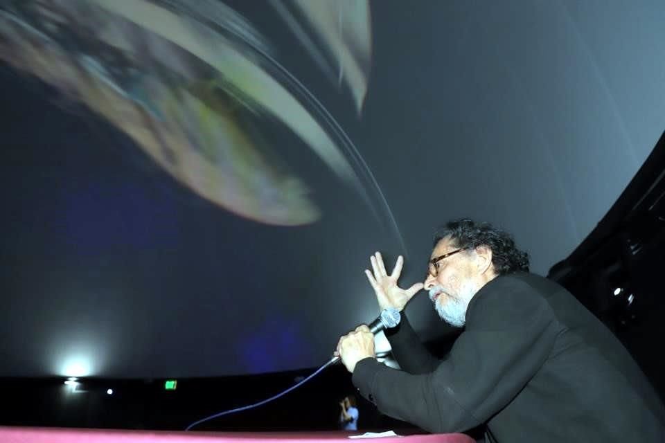 La pieza digital 'Génesis 4D' fue concebida por Miguel Peraza con la colaboración de programadores, diseñadores e ingenieros.