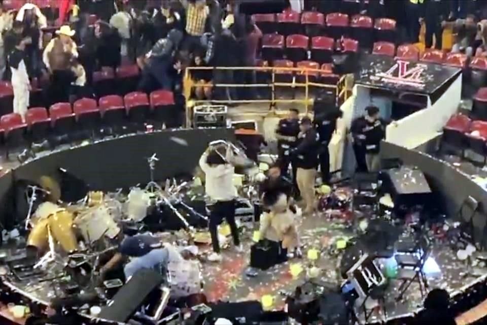 La Feria Internacional del Caballo se convirtió en escenario de disturbios en el evento de Luis R. Conriquez y su negativa a cantar narcocorridos.
