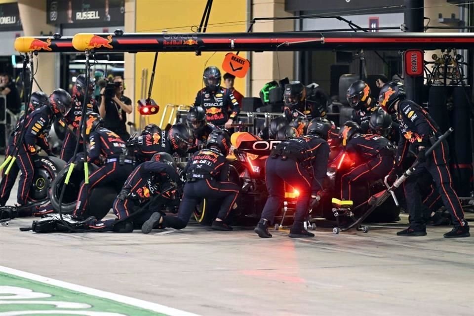 Fallas en los sensores retrasó a Max Verstappen y al final fueron segundos valiosos.