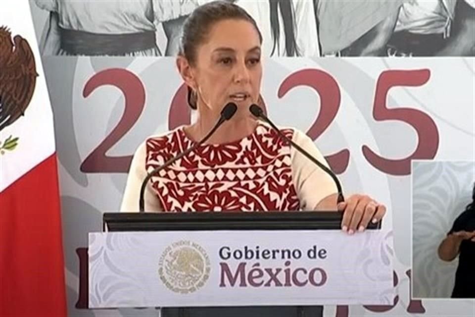 La Presidenta Sheinbaum visitó Aguascalientes para dar un banderazo a obras de vivienda.