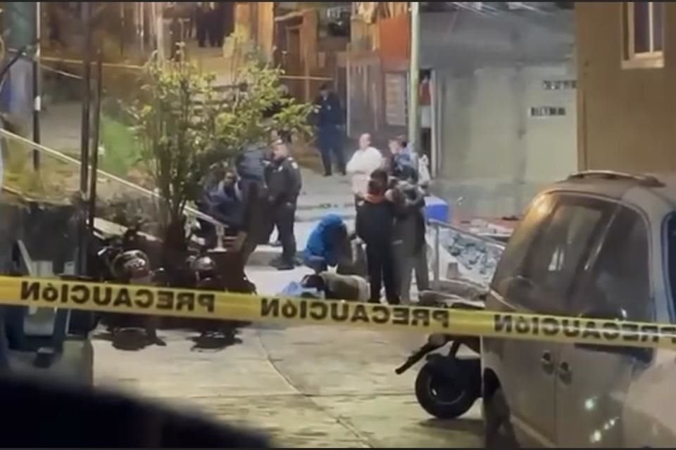 Familiares de la víctima acudieron para reconocerlo.
