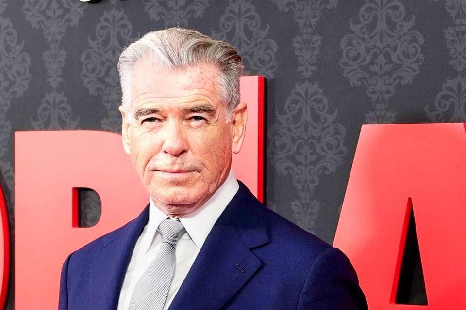 Pierce Brosnan tiene 71 años.