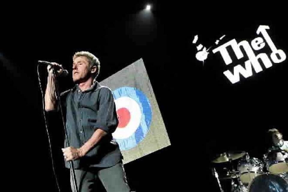 Starkey, de 59 años, es hijo del baterista de The Beatles, Ringo Starr, y creció bajo la influencia del fallecido Keith Moon, quien fue mentor suyo.