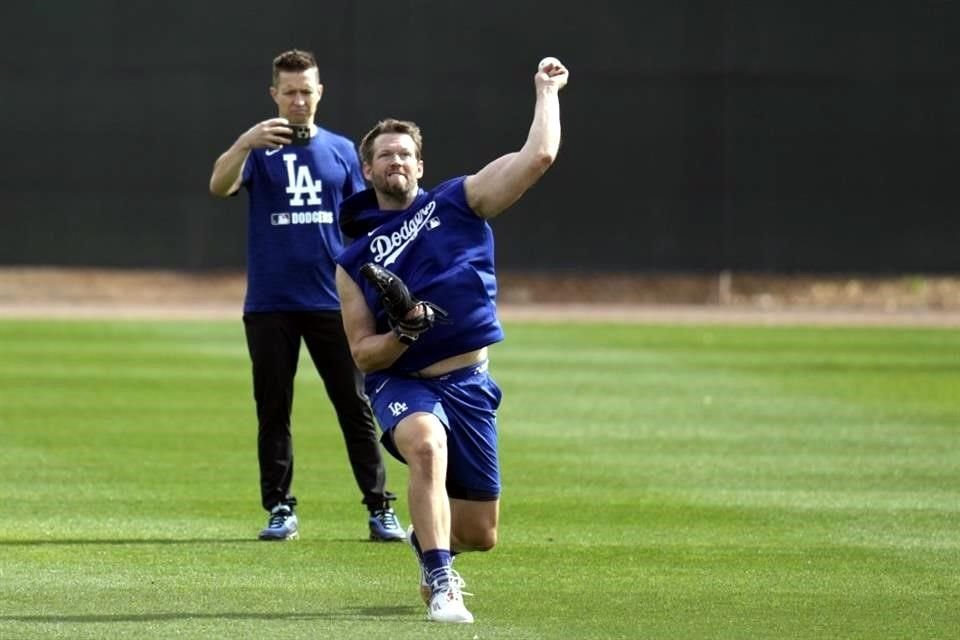 Clayton Kershaw está cerca de volver a las Grandes Ligas.