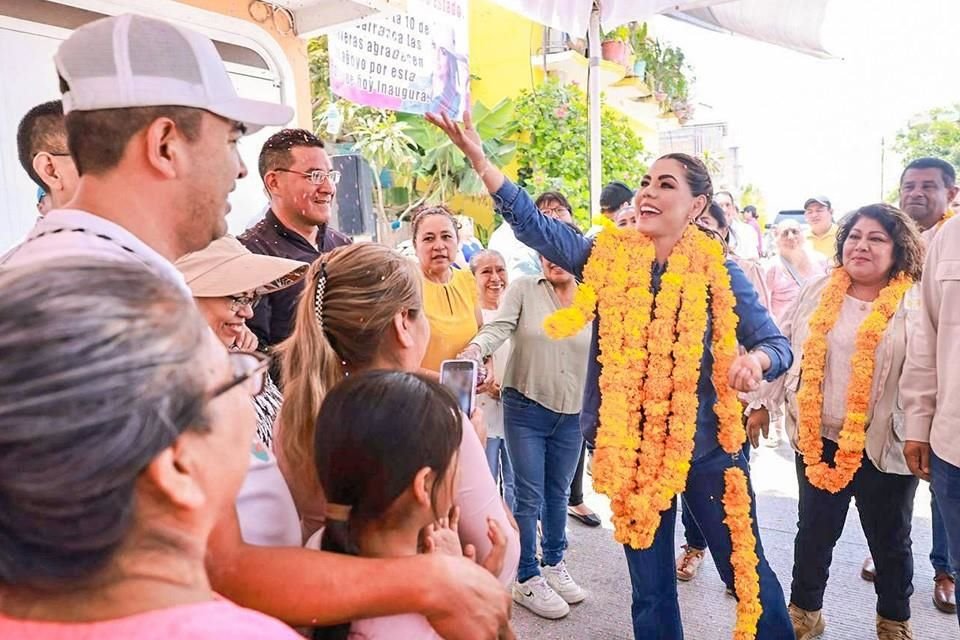 Entrega Evelyn Salgado más vialidades y obra en Chilpancingo