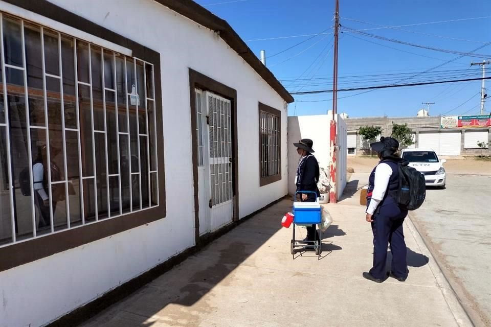 Personal de Salud realiza la vacunación a niños y niñas para complementar los esquemas de vacunación contra sarampión, así como a adultos menores de 39 años que les falte alguna dosis.