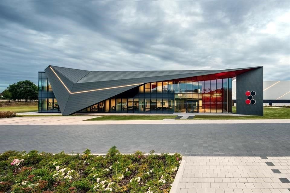 Kirsch Pharma HealthCare, en Alemania, secompletó en 2018 y abarca mil 984 metros cuadrados.