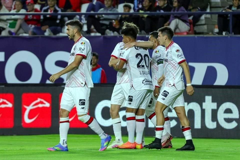 El Toluca aprovechó la derrota del América y ningún equipo podrá arrebatarle el liderato.