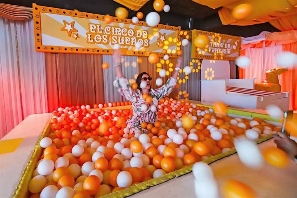 Esta nueva experiencia es con el fin de que la gente vaya a Dreams de día, y luego por la noche visite Party Across Time.