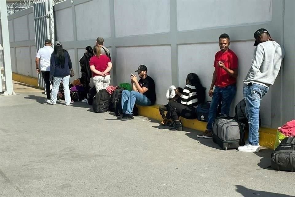 Una caída drástica en las detenciones de migrantes, especialmente mexicanos, han marcado el arranque del segundo mandato de Trump en EU.