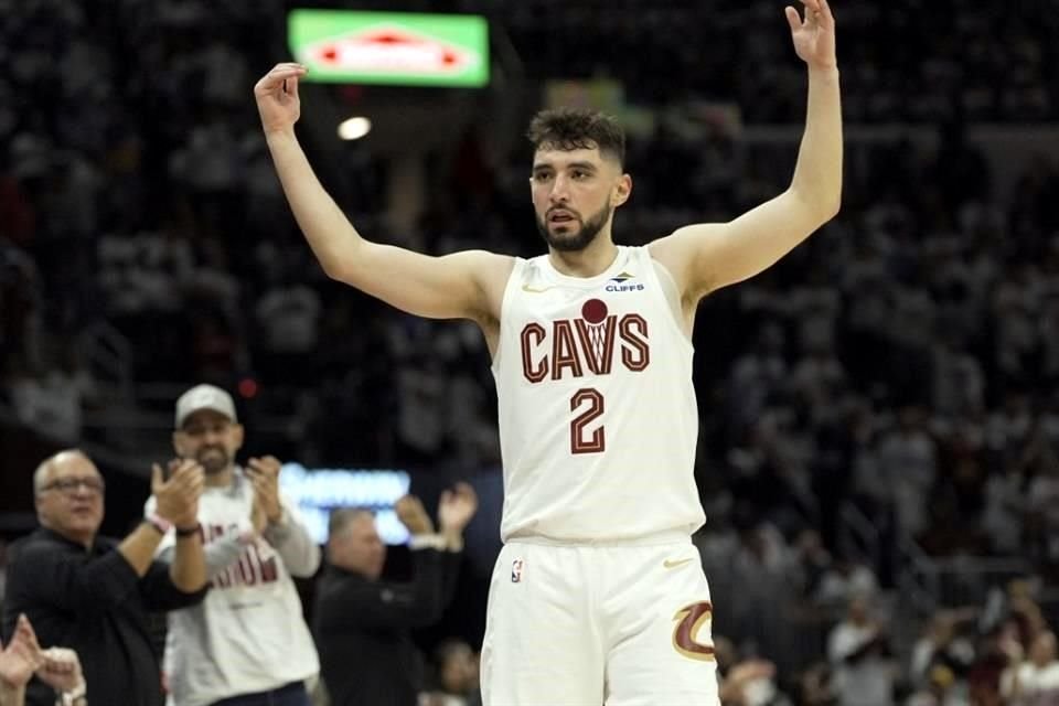 Los Cavaliers dominaron al Heat para tomar ventaja en los Playoffs de la NBA al derrotarlos 121-100.